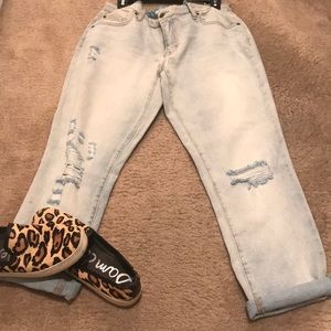 Distress 🖤 boyfriend jeans